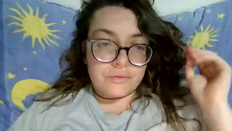 Snapshot of ezlngirl chatting on May 14, 2026, 1:34 am Aimee online show from May 14, 2026, 1:34 am