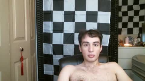 Snapshot of ezra_naamah chatting on January 13, 2025, 5:12 pm Ezra Naamah online show from January 13, 2025, 5:12 pm