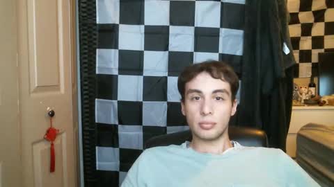 Snapshot of ezra_naamah chatting on January 24, 2025, 10:08 pm Ezra Naamah online show from January 24, 2025, 10:08 pm