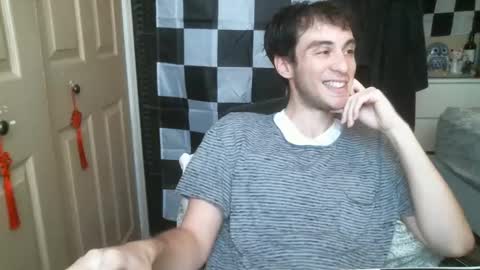 Snapshot of ezra_naamah chatting on February 21, 2025, 5:20 pm Ezra Naamah online show from February 21, 2025, 5:20 pm