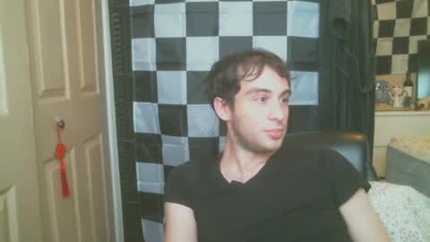 Snapshot of ezra_naamah chatting on March 5, 2025, 10:21 pm Ezra Naamah online show from March 5, 2025, 10:21 pm