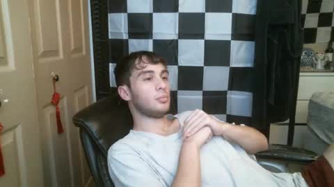 Snapshot of ezra_naamah chatting on March 7, 2025, 11:05 pm Ezra Naamah online show from March 7, 2025, 11:05 pm