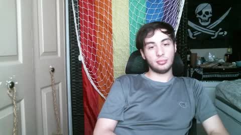 Ezra Naamah online show from April 10, 2026, 4:01 pm