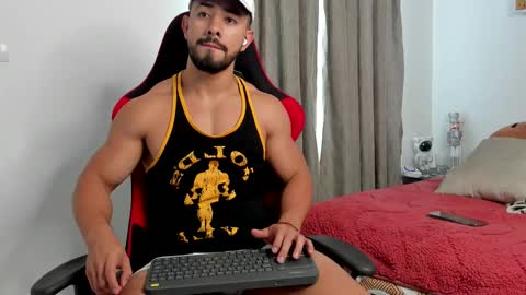 Ezzio Scolaro online show from February 15, 2026, 1:20 pm