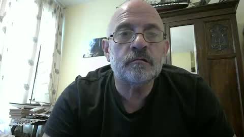 Snapshot of f1zzeek chatting on July 19, 2026, 4:54 pm f1zzeek online show from July 19, 2026, 4:54 pm