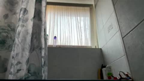 f3ckdolllucy online show from April 5, 2026, 4:15 pm