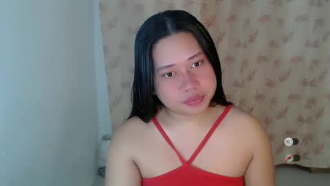 Snapshot of f3ckdollucy chatting on December 7, 2024, 1:03 am yanna online show from December 7, 2024, 1:03 am