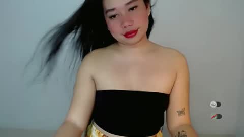 Snapshot of f3ckdollucy chatting on April 8, 2026, 7:41 am yanna online show from April 8, 2026, 7:41 am