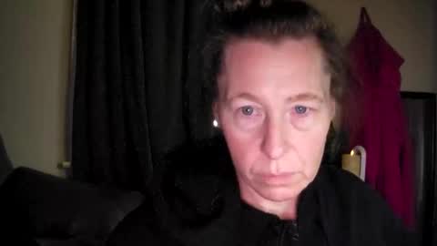 FabOmobono online show from February 6, 2025, 2:11 am