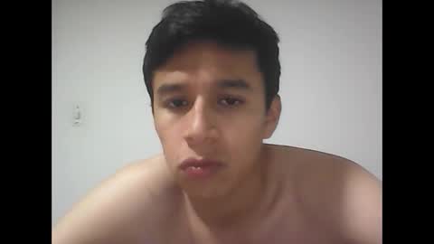 Snapshot of fabiar11 chatting on October 10, 2025, 3:05 am R online show from October 10, 2025, 3:05 am