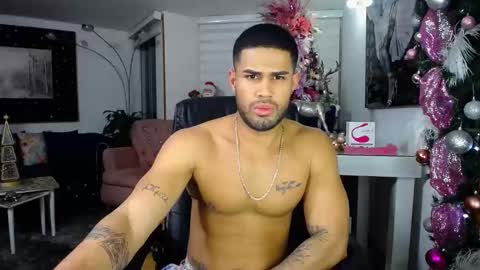 Snapshot of fabilatindick20 chatting on December 6, 2024, 7:54 am Fabian online show from December 6, 2024, 7:54 am