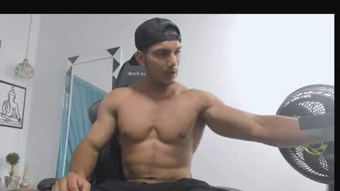 FABIO online show from October 19, 2025, 9:37 pm