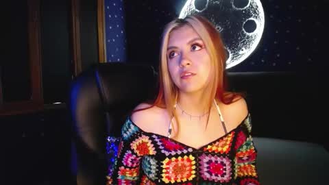 Snapshot of fabzy_fab chatting on February 16, 2026, 11:39 am fabzy online show from February 16, 2026, 11:39 am