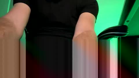 Alex online show from November 22, 2025, 10:36 am