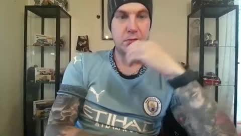 Snapshot of fack69ogsazzy69 chatting on November 10, 2025, 10:25 am Dennis online show from November 10, 2025, 10:25 am