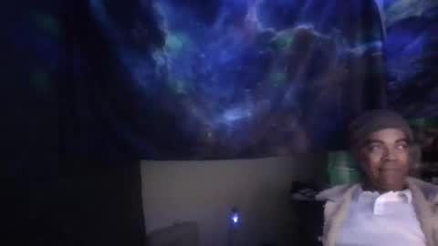 fadeyisteven32 online show from December 16, 2025, 5:01 am