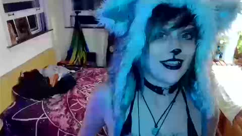 Snapshot of faewildflower chatting on October 13, 2025, 5:18 am faewildflower online show from October 13, 2025, 5:18 am