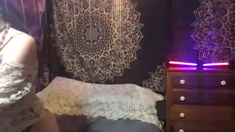 Snapshot of faexoxoxo chatting on January 13, 2025, 7:54 am Fae online show from January 13, 2025, 7:54 am