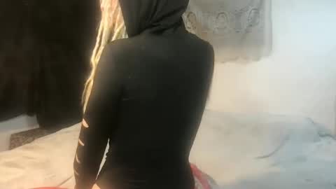 Snapshot of faexoxoxo chatting on October 28, 2025, 7:12 am Fae online show from October 28, 2025, 7:12 am