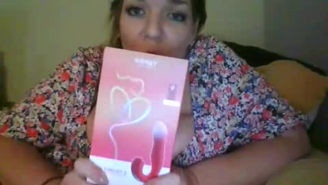 Snapshot of faidramae chatting on December 11, 2024, 12:44 am faidra mae online show from December 11, 2024, 12:44 am