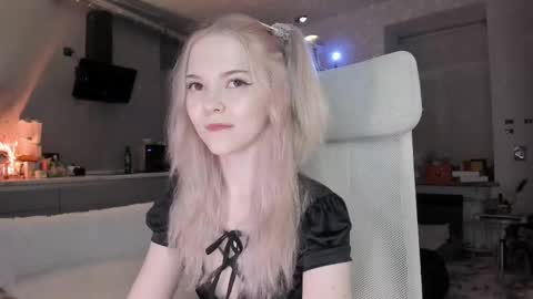 fairy_casey online show from March 5, 2025, 9:59 pm