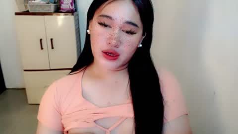 Snapshot of fairy_cuddle chatting on June 14, 2026, 2:24 am call me shanaia online show from June 14, 2026, 2:24 am