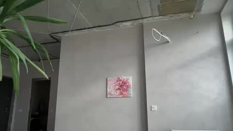 fairy_face online show from September 15, 2025, 1:55 pm