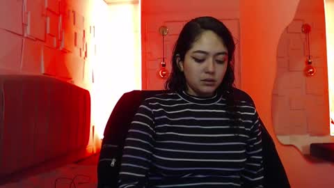 Marie online show from September 17, 2025, 4:03 am