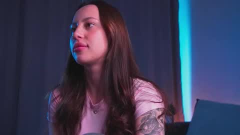 fairy_nine online show from October 3, 2025, 7:38 am