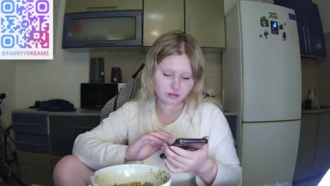 Snapshot of fairydreams_ chatting on December 29, 2024, 9:30 pm Arisha online show from December 29, 2024, 9:30 pm