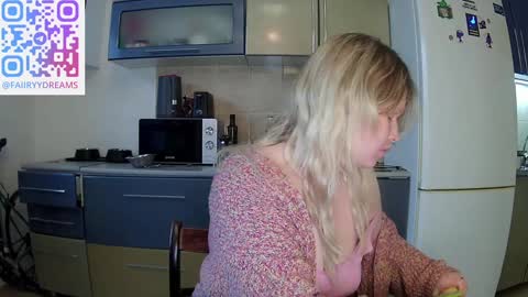 Snapshot of fairydreams_ chatting on January 22, 2025, 1:11 pm Arisha online show from January 22, 2025, 1:11 pm