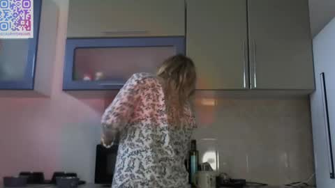 Snapshot of fairydreams_ chatting on March 5, 2025, 1:39 pm Arisha online show from March 5, 2025, 1:39 pm