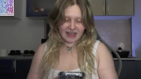 Snapshot of fairydreams_ chatting on March 6, 2025, 9:20 pm Arisha online show from March 6, 2025, 9:20 pm