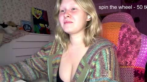 Snapshot of fairydreams_ chatting on September 25, 2025, 8:01 pm Arisha online show from September 25, 2025, 8:01 pm