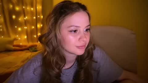 Ilona online show from February 21, 2025, 7:10 pm