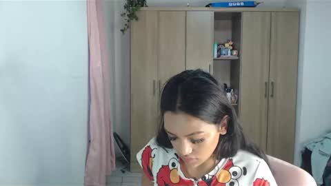 Snapshot of fairylatin chatting on December 25, 2024, 11:00 am fairylatin online show from December 25, 2024, 11:00 am