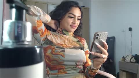 Snapshot of fairylatin chatting on December 28, 2024, 12:04 am fairylatin online show from December 28, 2024, 12:04 am