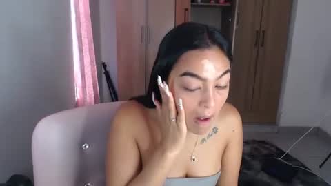 Snapshot of fairylatin chatting on February 2, 2025, 1:30 pm fairylatin online show from February 2, 2025, 1:30 pm