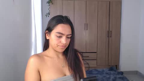 Snapshot of fairylatin chatting on February 18, 2025, 9:09 pm fairylatin online show from February 18, 2025, 9:09 pm