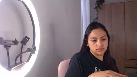 Snapshot of fairylatin chatting on February 22, 2025, 1:24 pm fairylatin online show from February 22, 2025, 1:24 pm