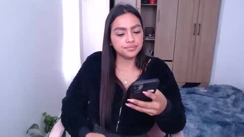 Snapshot of fairylatin chatting on March 5, 2025, 5:50 pm fairylatin online show from March 5, 2025, 5:50 pm