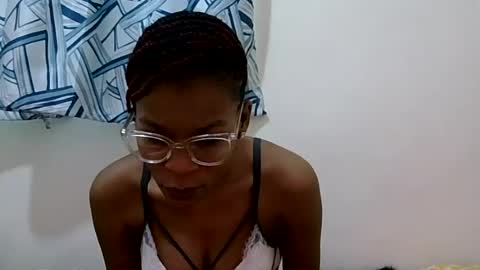 Snapshot of faizah_ chatting on July 22, 2026, 6:27 am faizah_ online show from July 22, 2026, 6:27 am