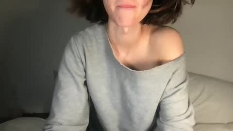 Haydee online show from December 21, 2025, 10:39 pm