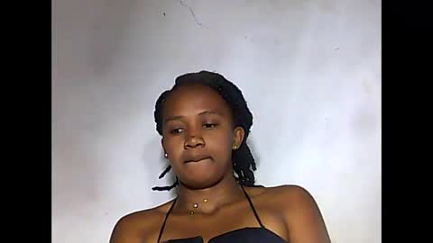 falielyse online show from September 15, 2025, 4:07 pm