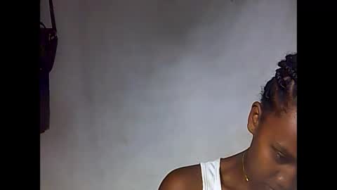 falielyse online show from September 16, 2025, 5:14 pm