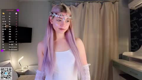 Emilia online show from March 2, 2025, 4:07 am