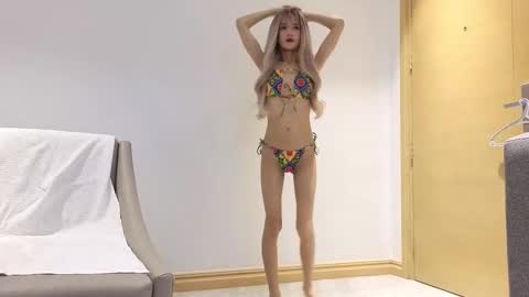 Miya online show from September 25, 2025, 2:15 am