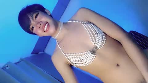 Snapshot of fallinlovewithivy chatting on February 1, 2025, 6:08 pm Ivy Lauren online show from February 1, 2025, 6:08 pm