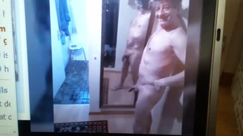 Snapshot of falushp chatting on January 17, 2025, 10:33 am falushp online show from January 17, 2025, 10:33 am