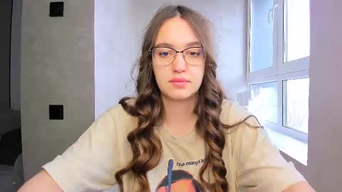 fancy bunny online show from February 17, 2025, 6:42 am